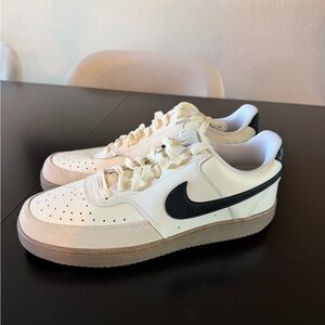Nike Court Vision Lows